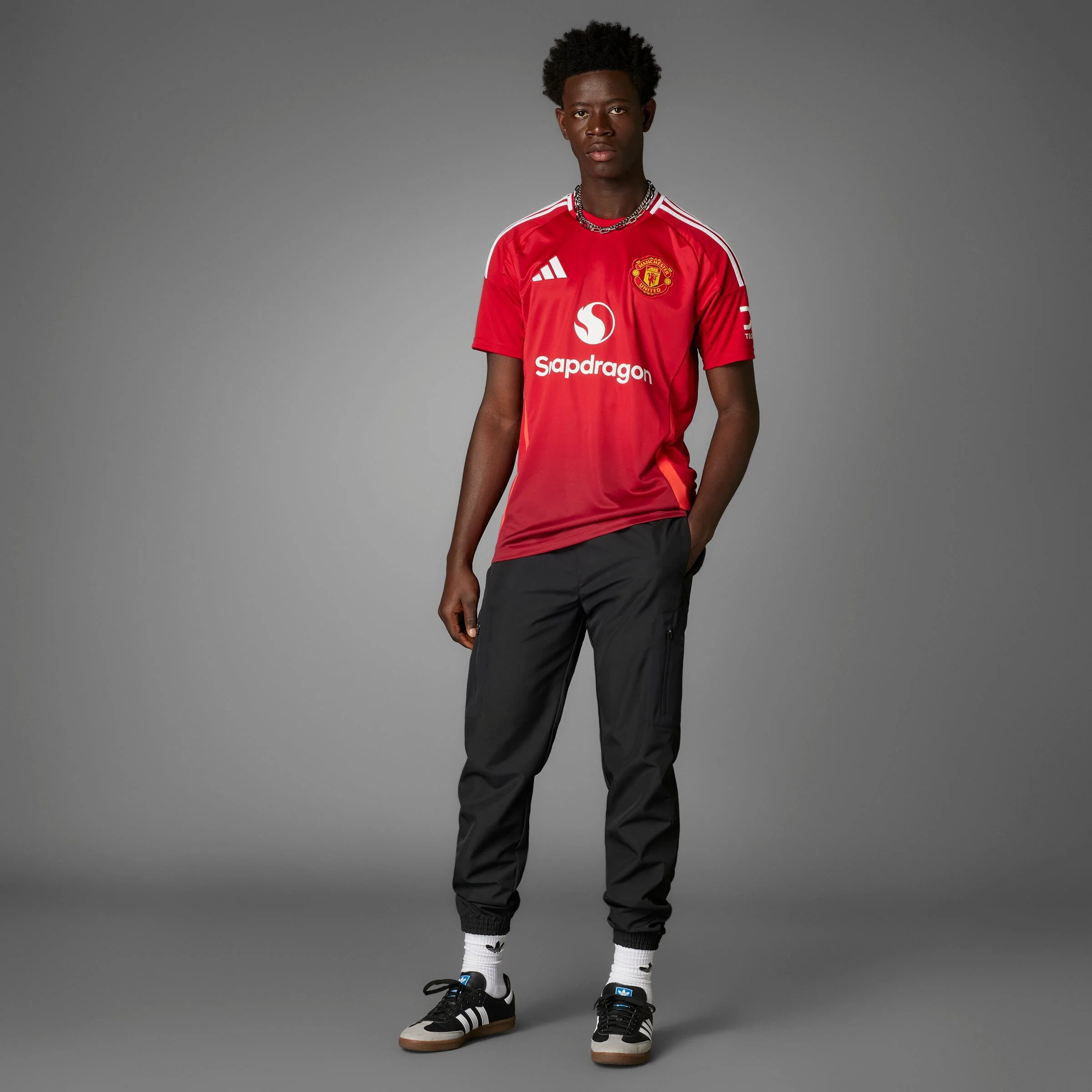Manchester United FC Adults Home Jersey 2024/25 - Image 9