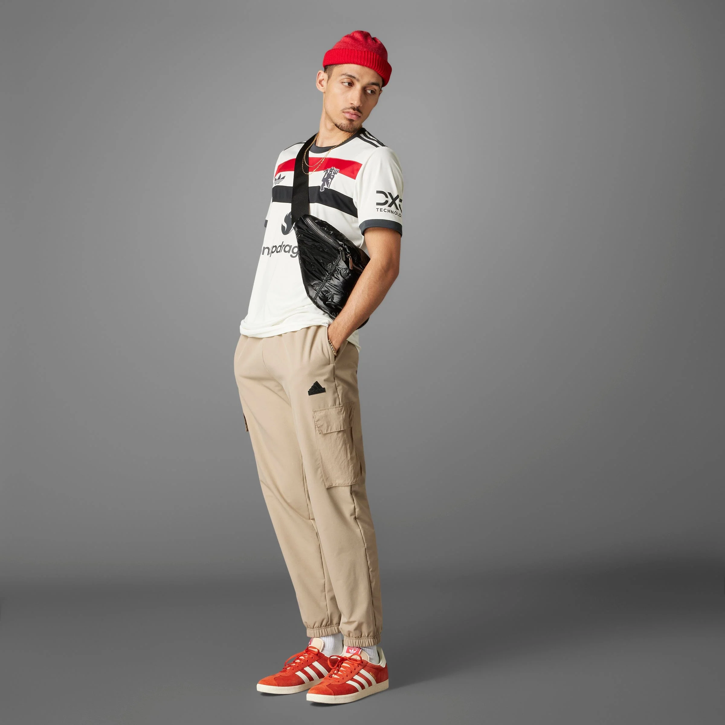Manchester United FC Adults 3rd Jersey 2024/25 - Image 13