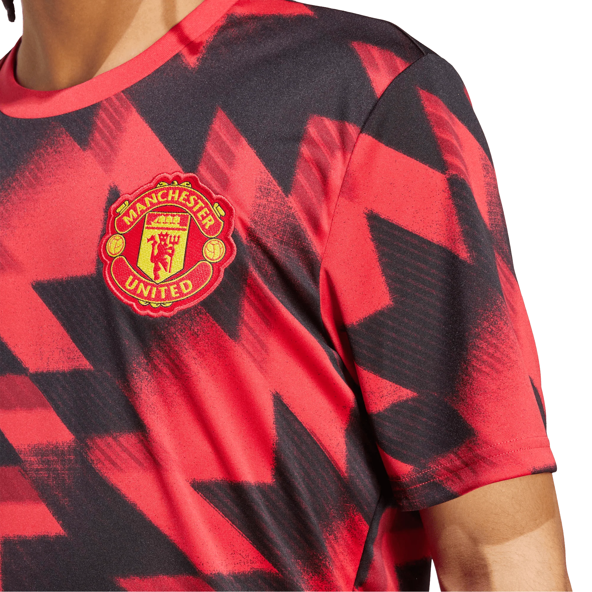 Manchester United Pre Match Adults Jersey 2025/26 - Image 7