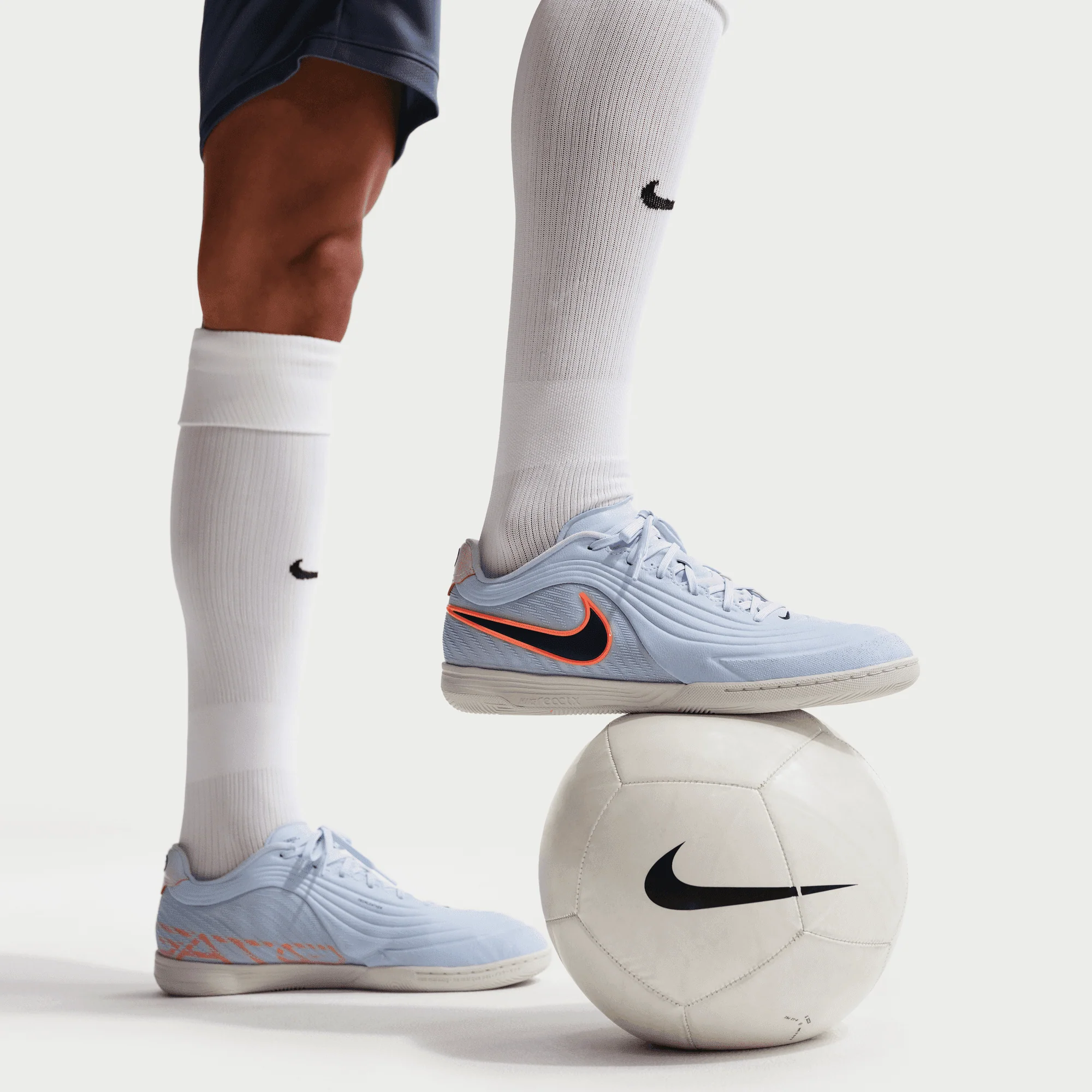 Nike Tiempo Reactgato Indoor Senior Football Boots - Hydrogen Blue/Coconut Milk - Image 11