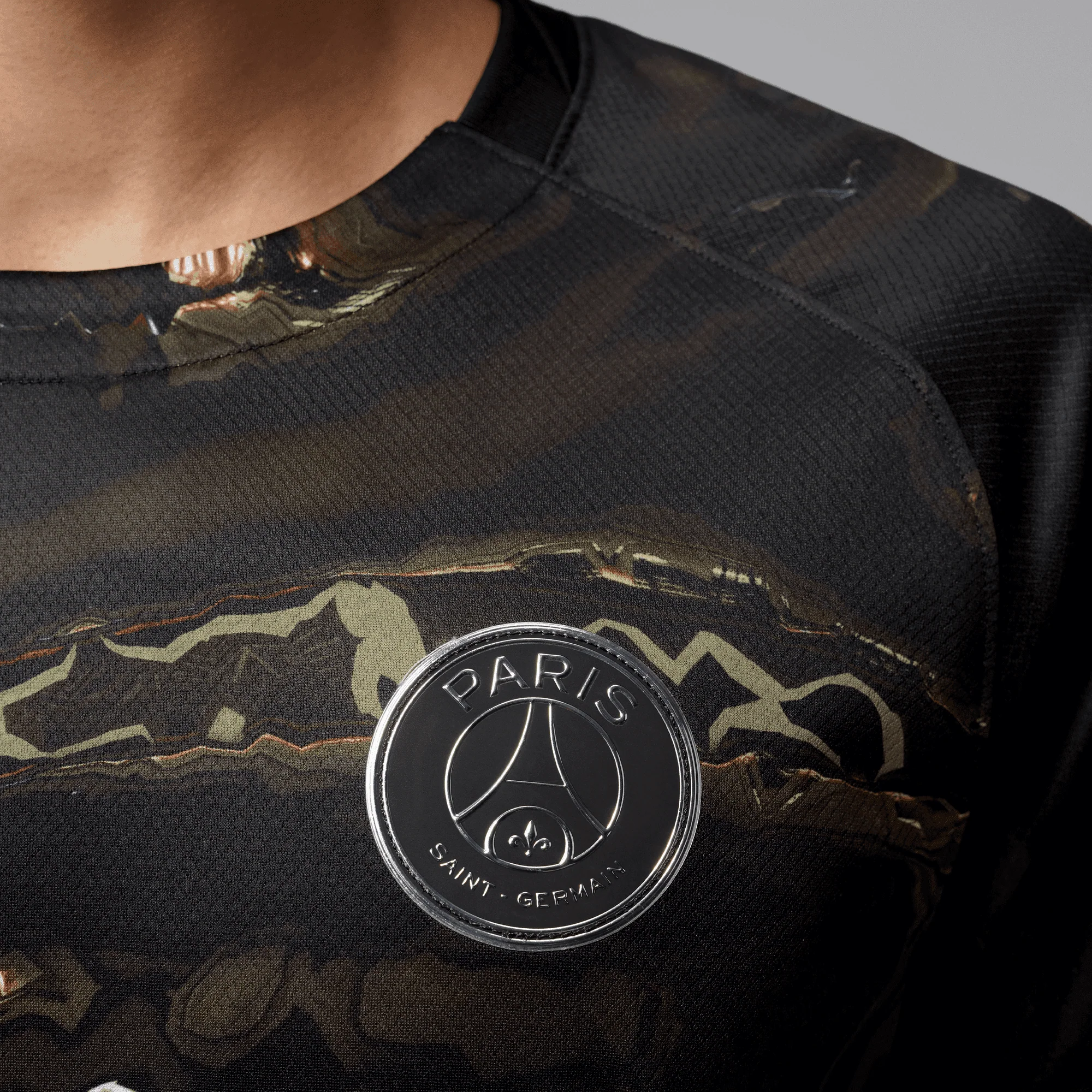 PSG FC Adults Night Edition LS Jersey 2025/26 - Image 7